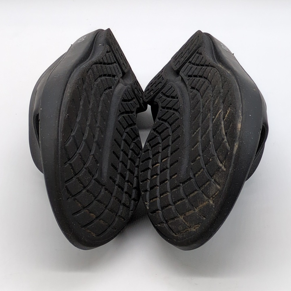 OOFOS Black Recovery Slide Sandal, men size 6/women size 8 good condition - Picture 7 of 10